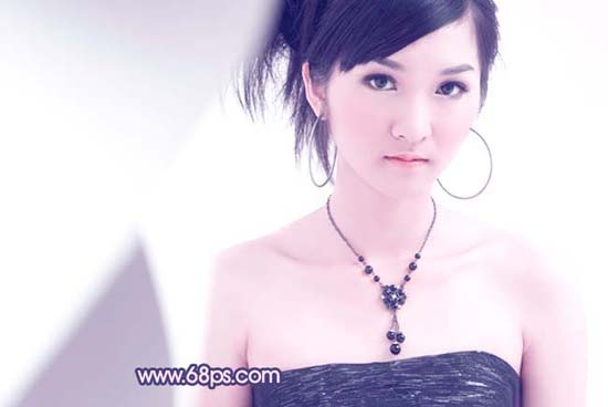 Photoshop调出人物艳丽的粉色调